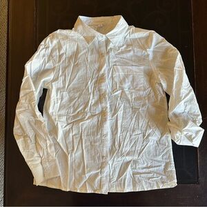 Classic White Women's Button Down Shirt, Size Medium